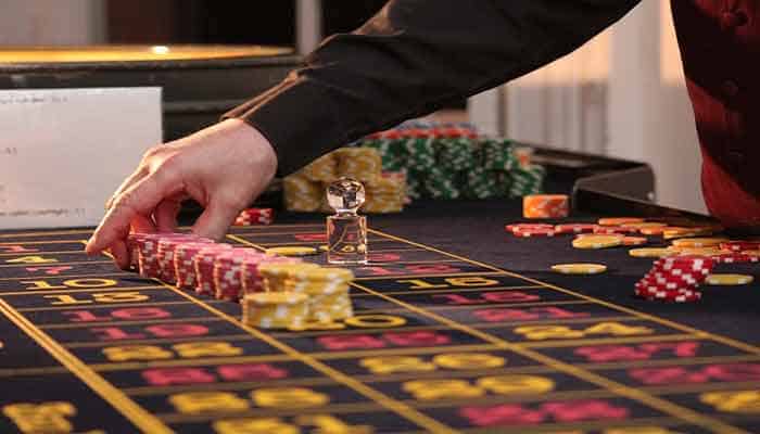 Tại sao chơi casino hay thua? Thiếu tập trung là nguyên nhân chính